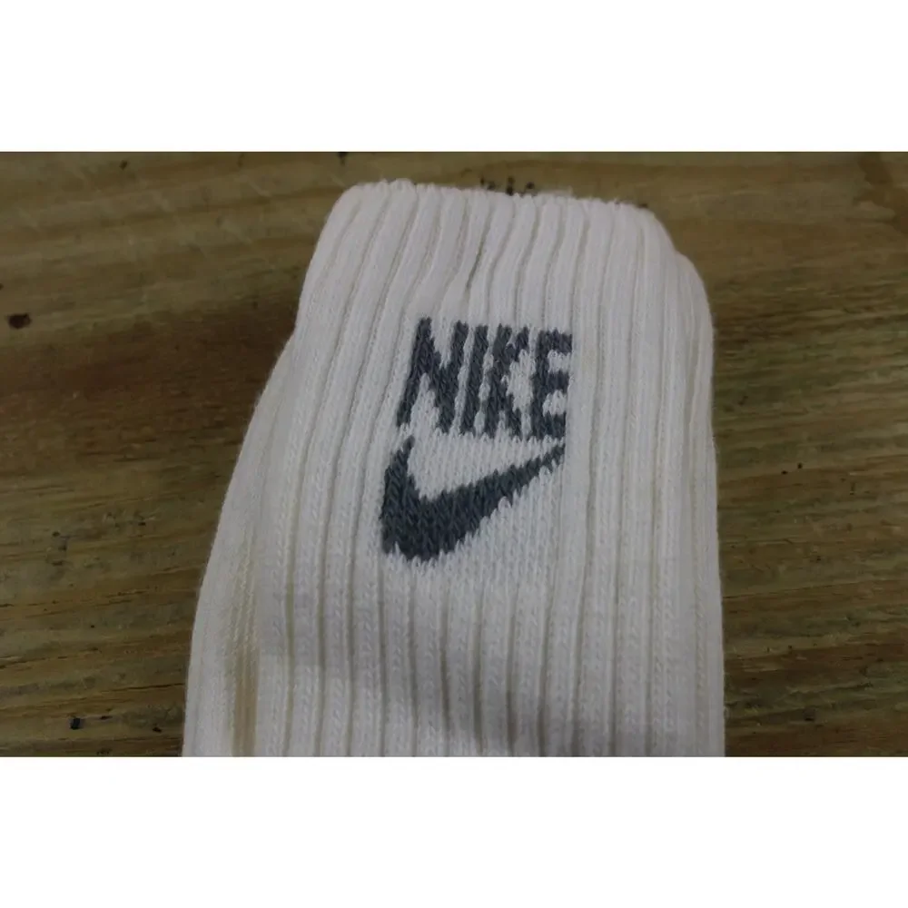 New Vintage NIKE Gray Swoosh Mens Sport Tube Socks White Sz 10-13 USA 24
